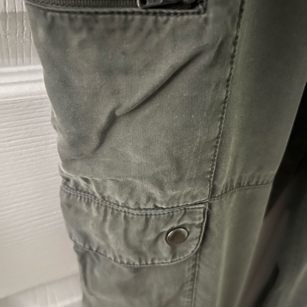 Banana Republic Women’s XL Green Cargo Pants, Drawstring, 6 Pockets - Picture 4 of 6